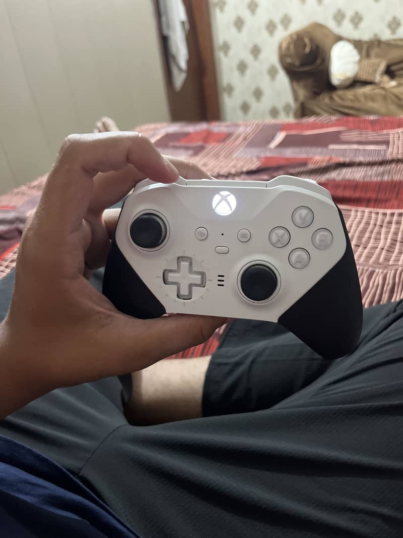 Xbox elite series 2 controller 0