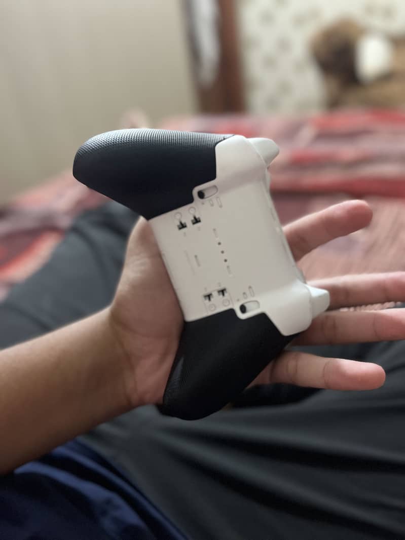 Xbox elite series 2 controller 1
