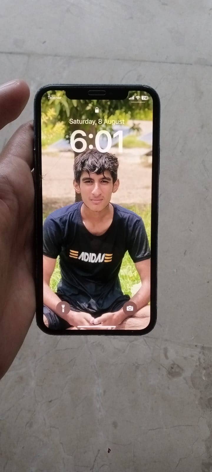 Apple iPhone X 13