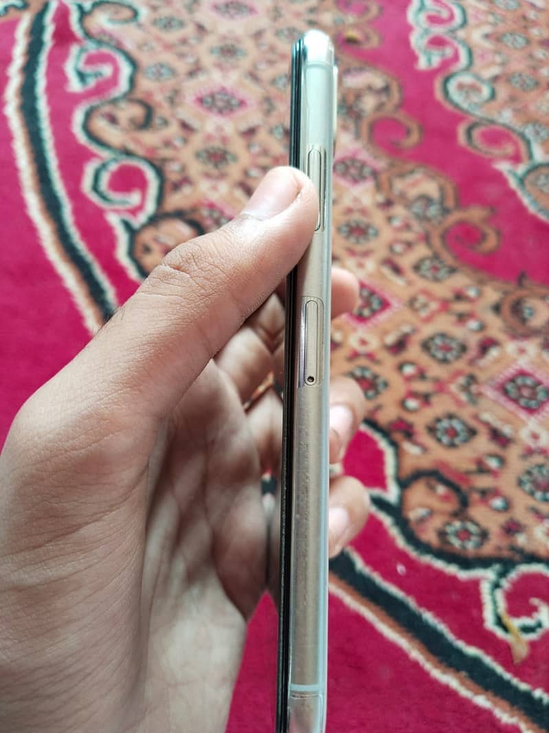 Apple iPhone X 3
