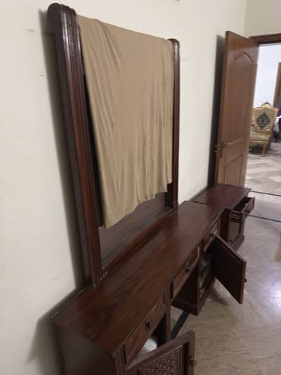 Wooden Dressing Table