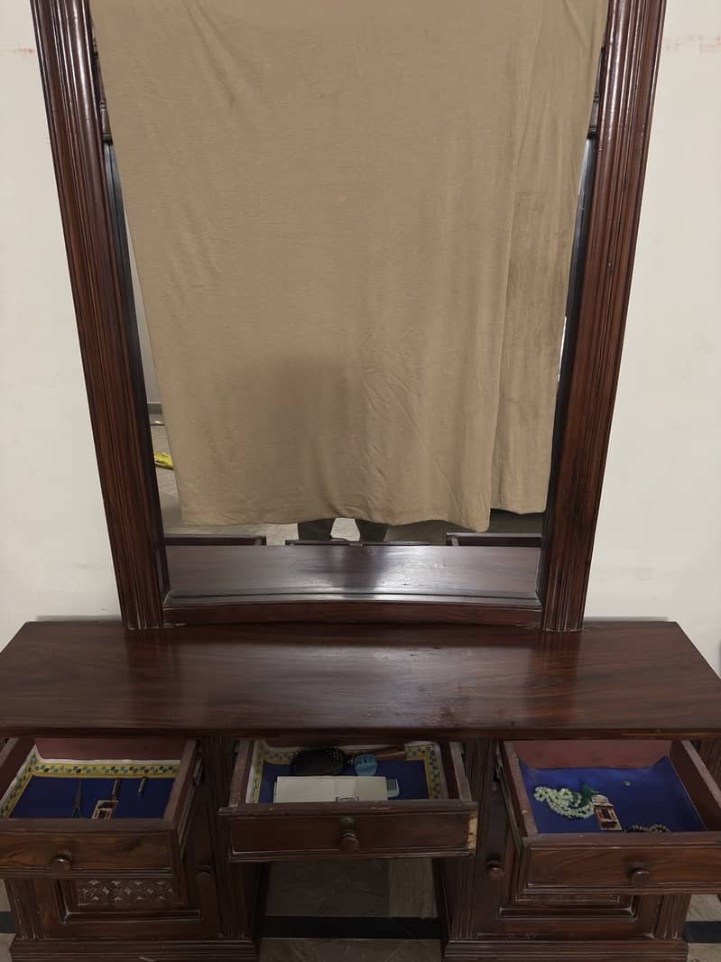 Wooden Dressing Table 2