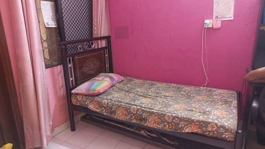Single Iron Bed with Mattress