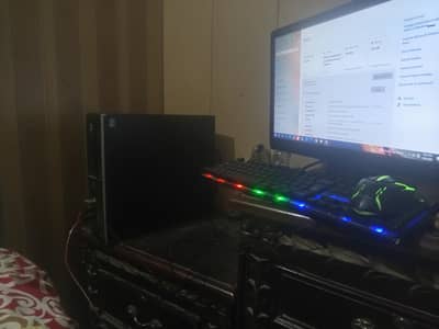 A8 PC 500Gb HD 1GB Gph 8GB Ram 21 inch LCD Lighting  Key board mouse