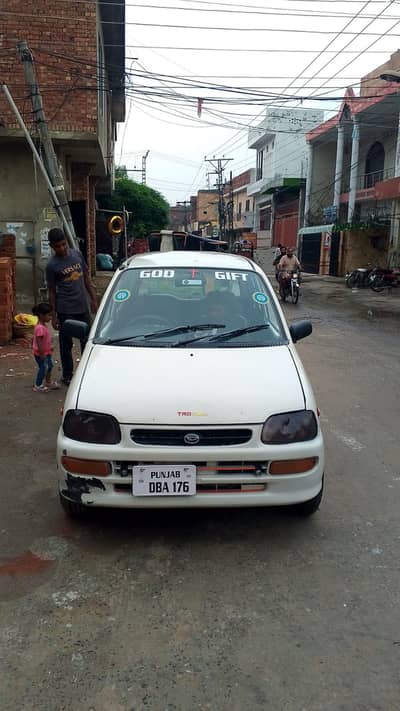 Daihatsu Cuore 2003