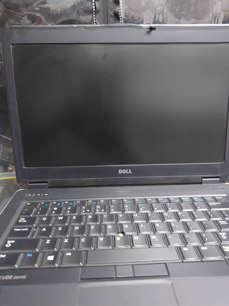 Dell Latitude E6440 1