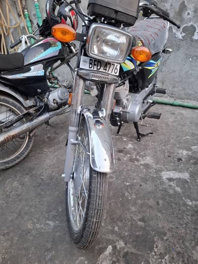 Honda CG 125 Black 2026 For Sale