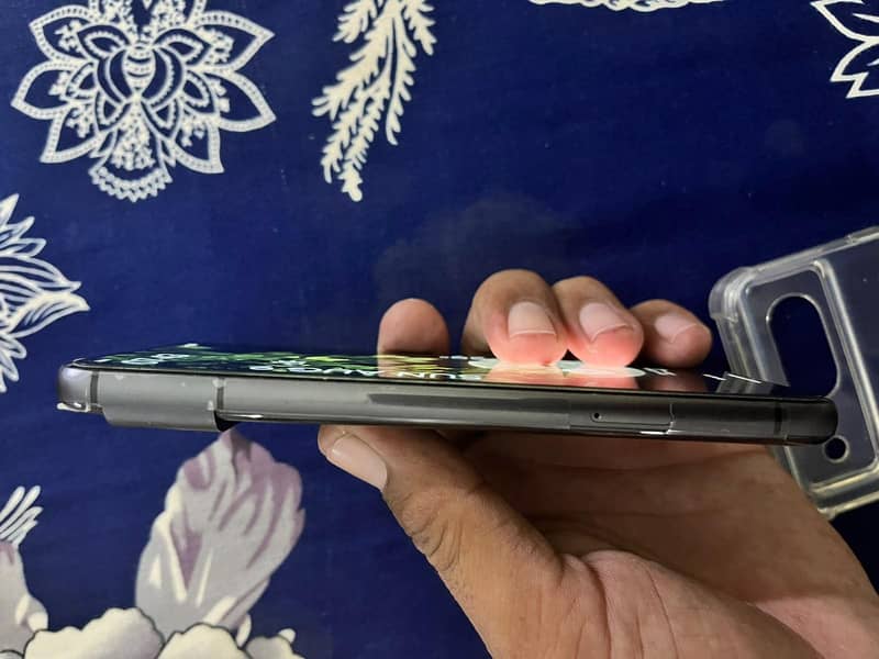 Google Pixel 8 3