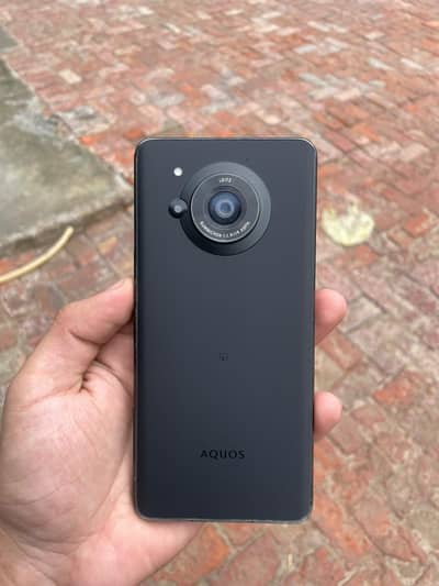 Sharp Aquos r7 | 12Gb ram | 256 GB memory | Pta Approved 