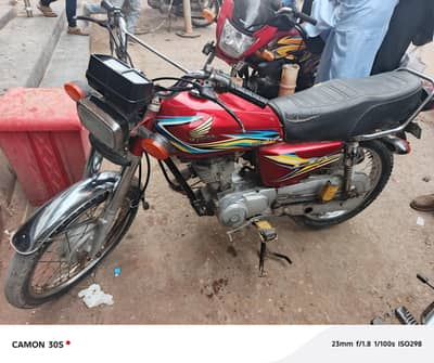 honda 125 sukkar num