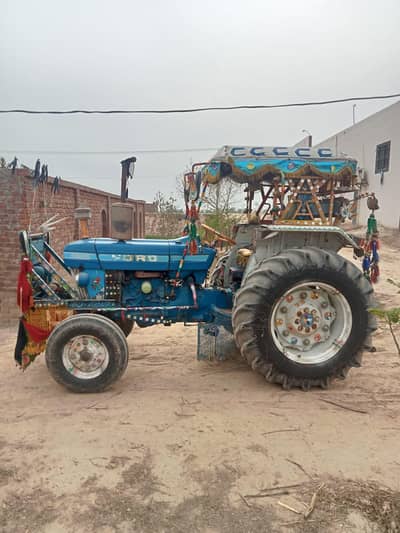 Ford tractor 4610