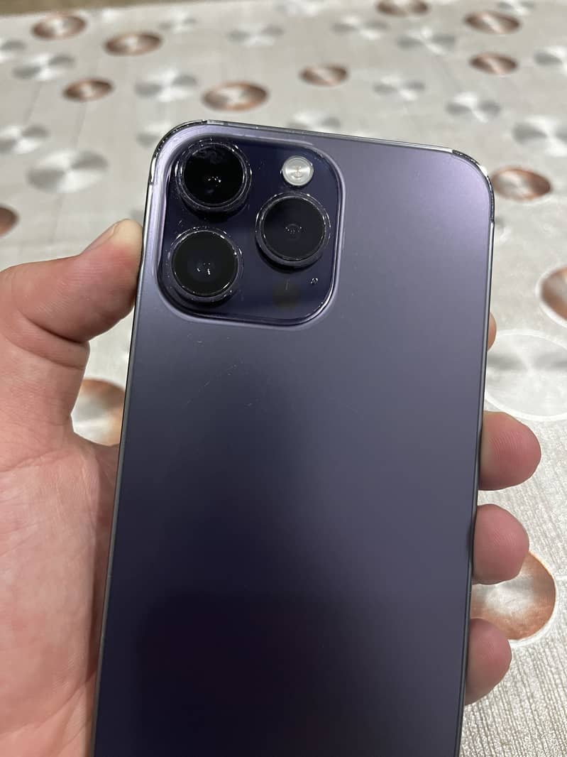Apple iPhone 14 Pro Max 6