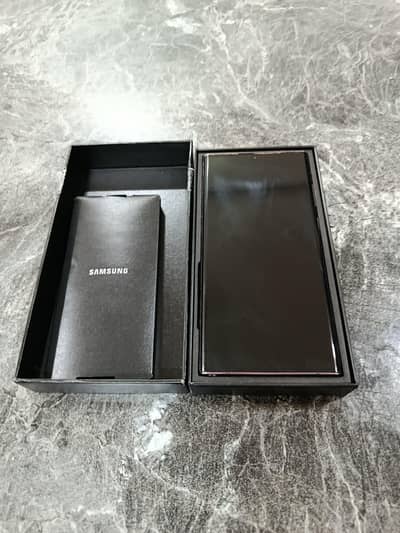 Samsung Galaxy S22 Ultra — PTA Approved | Official Samsung | 12/256GB