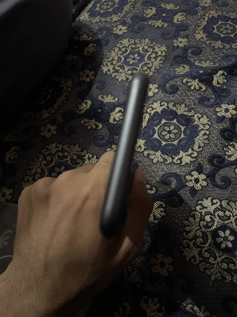 Apple iPhone 11 5