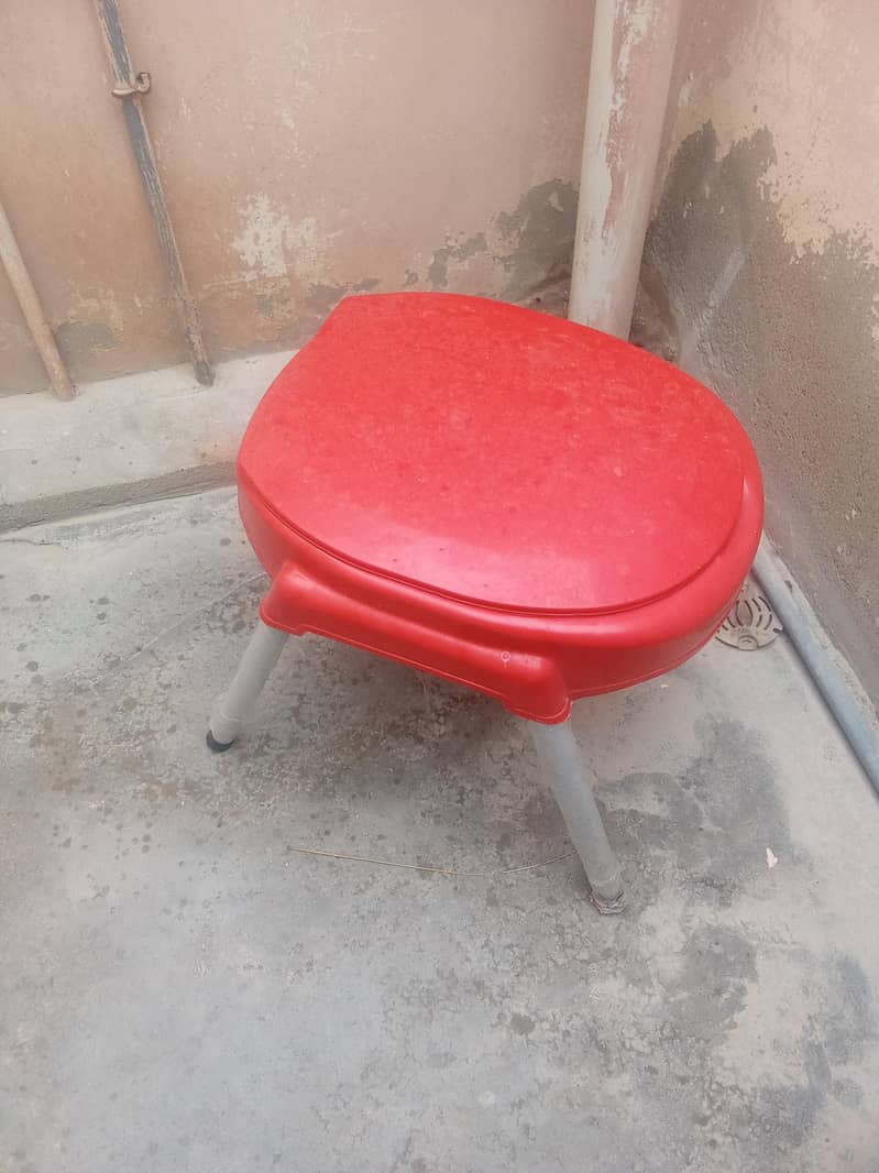 commode chair 3