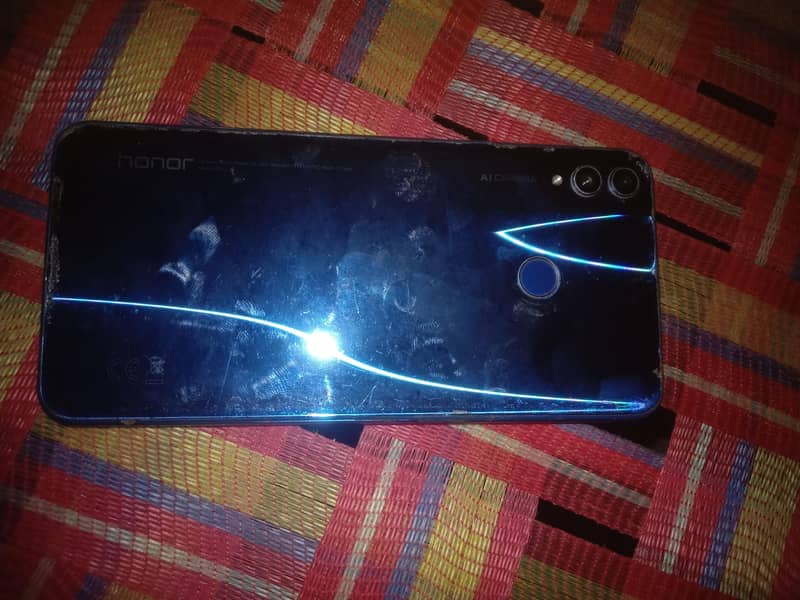 Honor 8X 4