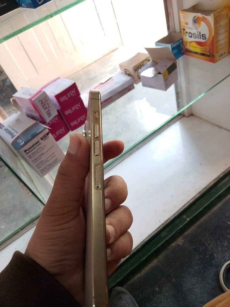 iphone 13 pro max 3