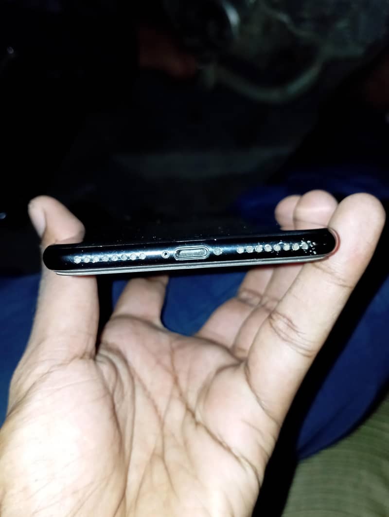 Apple iPhone 7 Plus 3