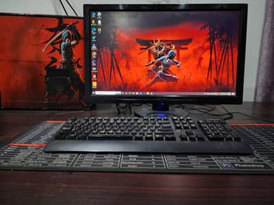 Intel i5 Gaming PC Setup with 24 Inch LED and Desk