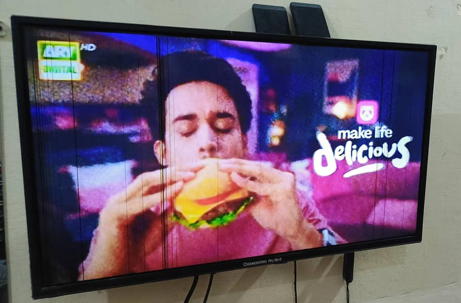 32 inch LED 1