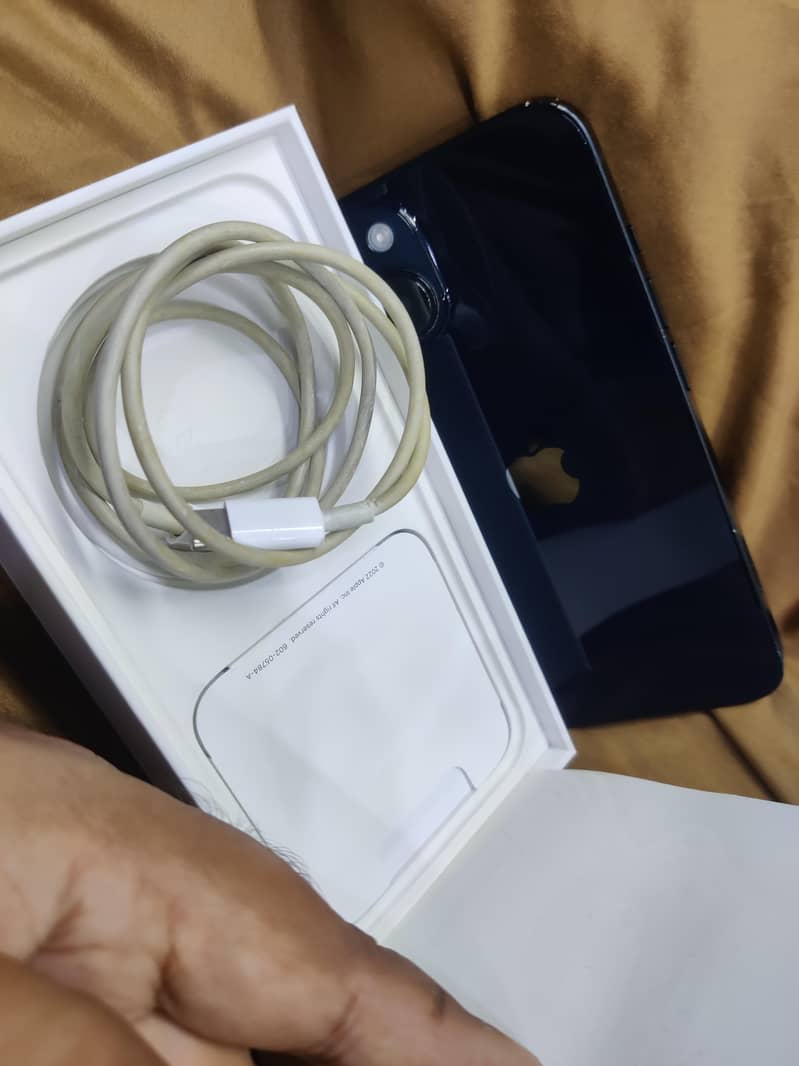Apple iPhone 14 2