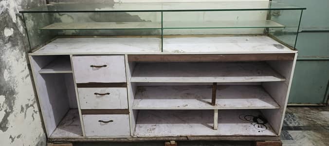 Counter karyana store