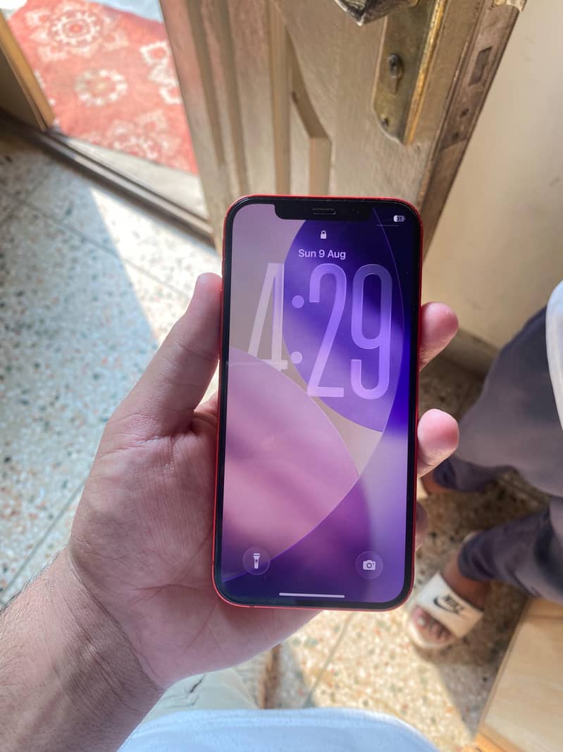 Apple iPhone 12 7