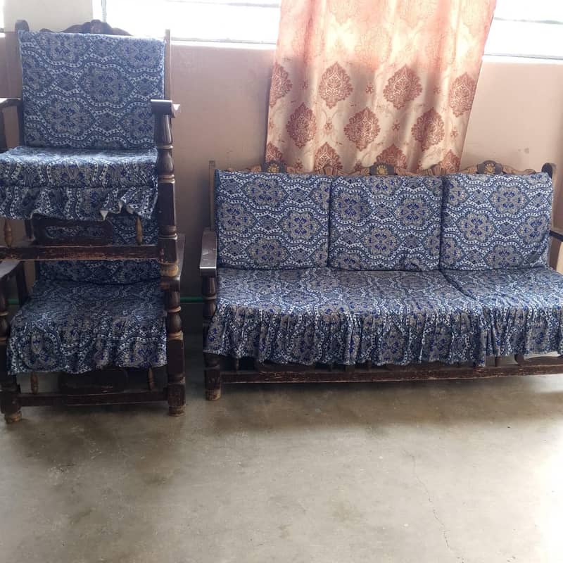5 seater sofa 0