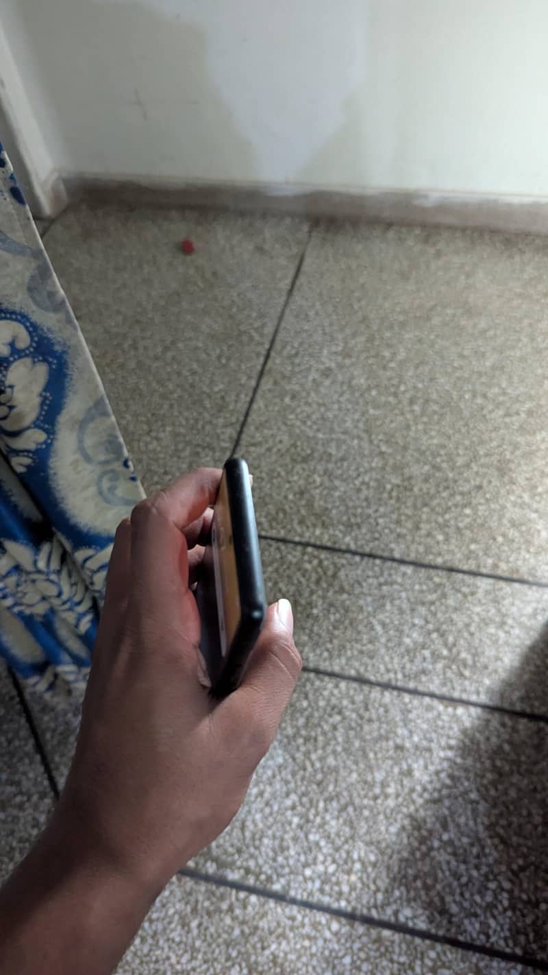 Google Pixel 6a 3