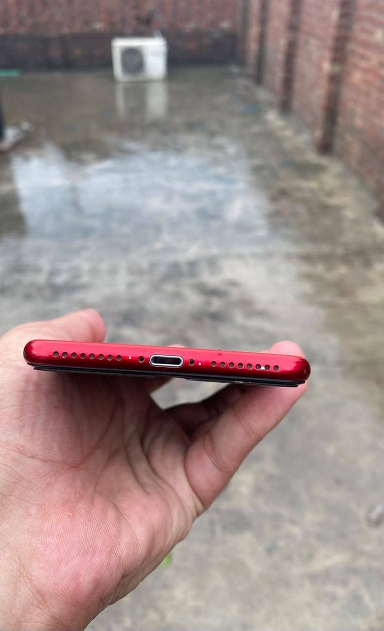 Apple iPhone 7 Plus 1