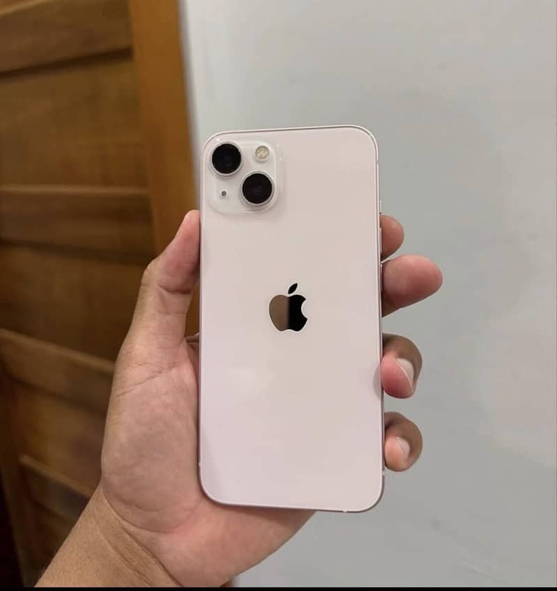 Apple iPhone 13 6