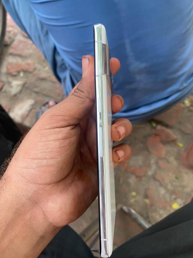 Google Pixel 7 Pro 2