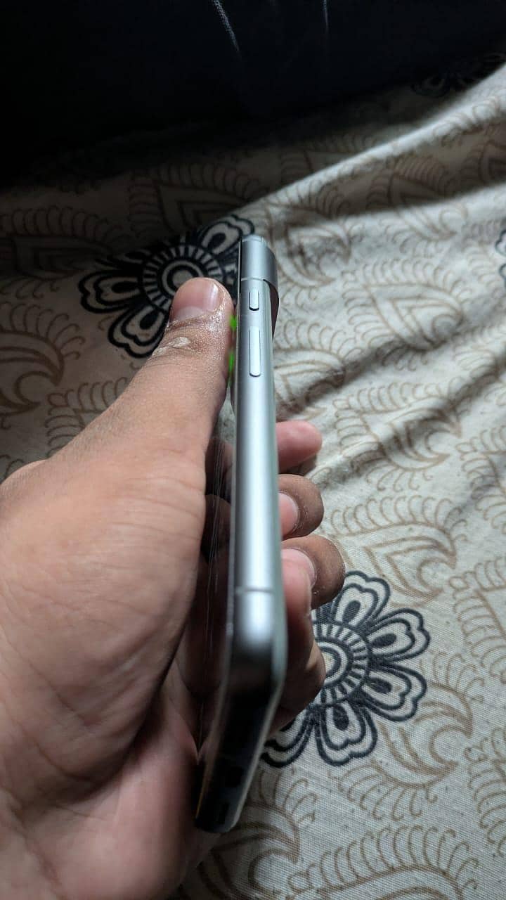 Google Pixel 8 1