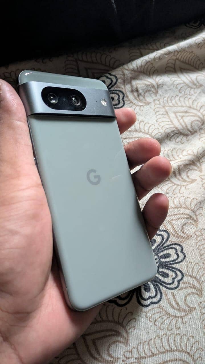 Google Pixel 8 8