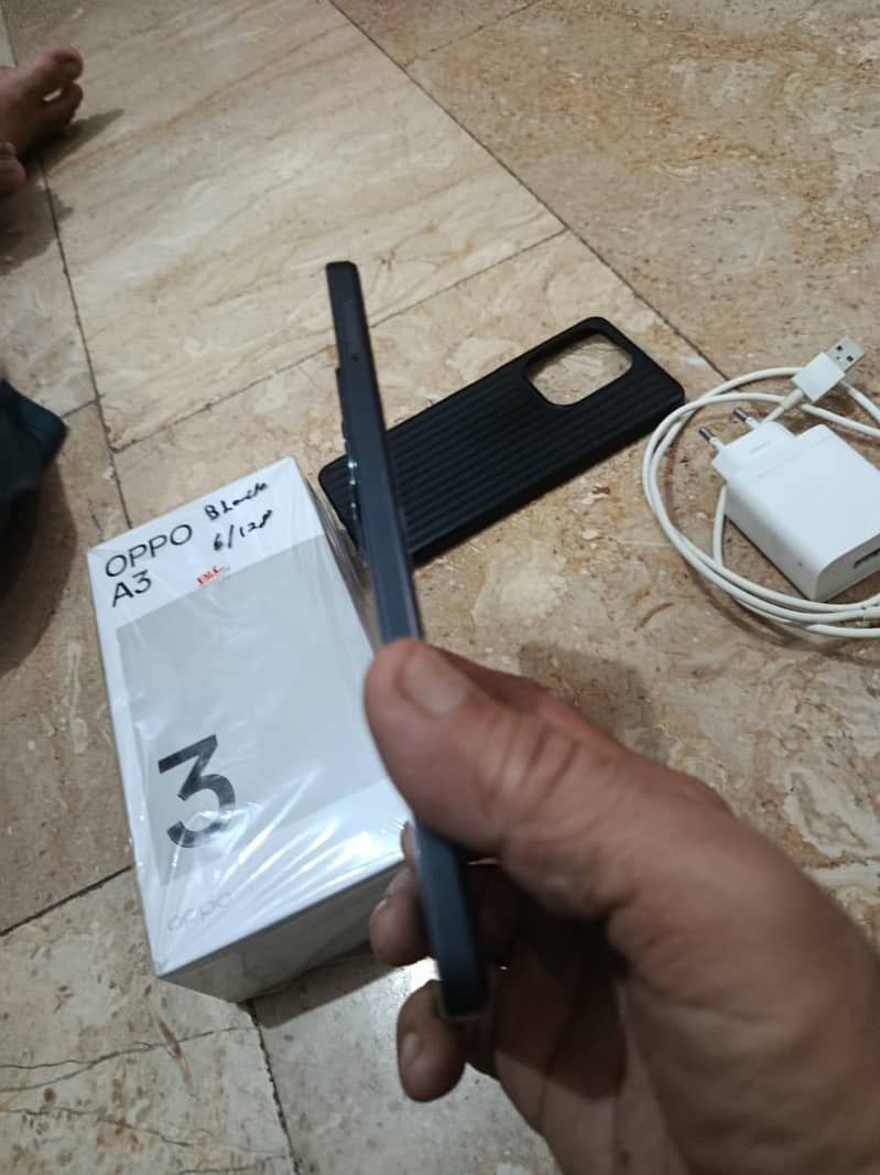 OPPO A3 3