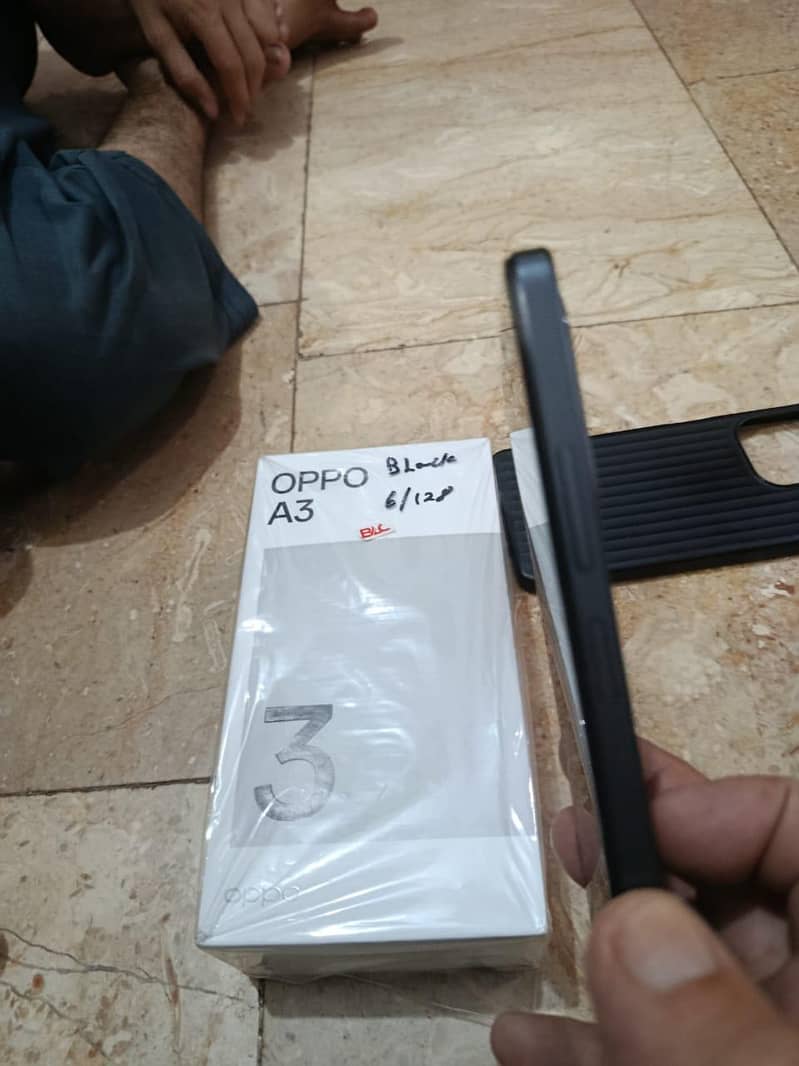 OPPO A3 4