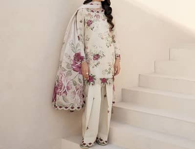 Iznik original dress for sale excellent condition