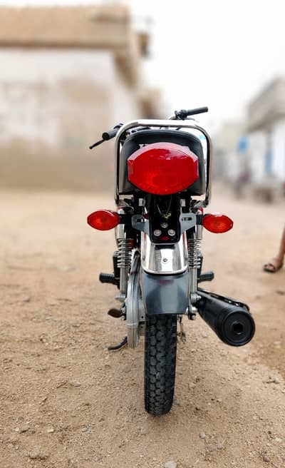  Honda CG. 125 Red Non-Registered | 4,000 KM Driven | New Condition