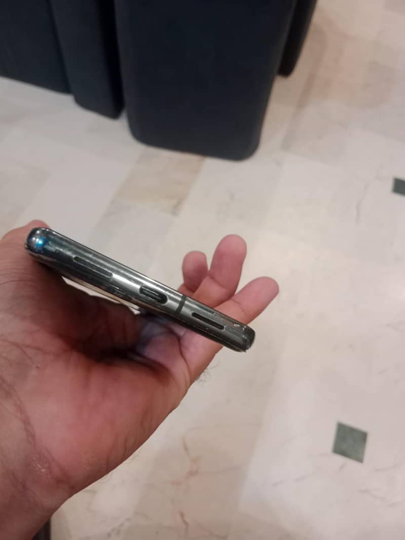 Google Pixel 7 Pro 4