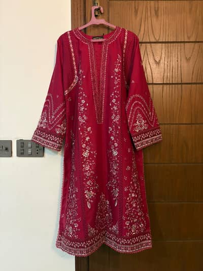 Full embroidery