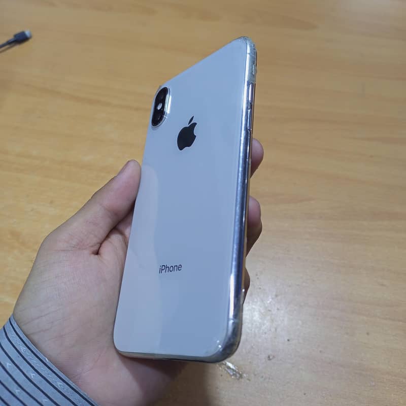 Apple iPhone X 2
