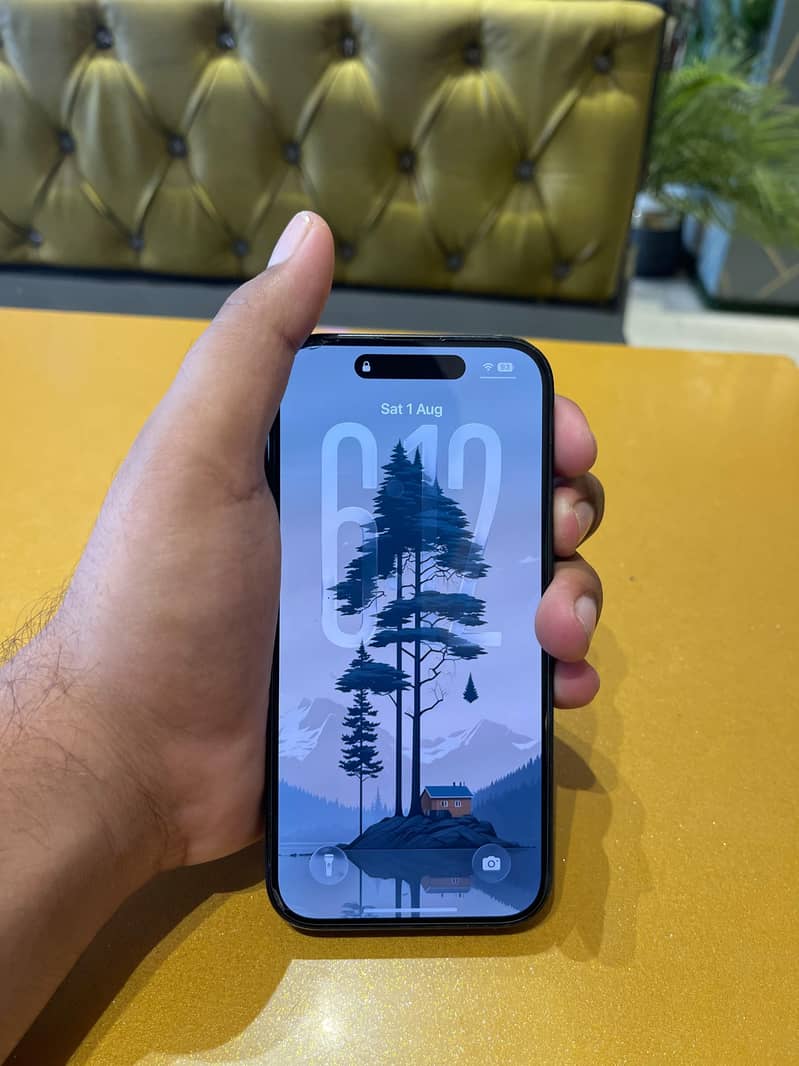iPhone 15 jv 1