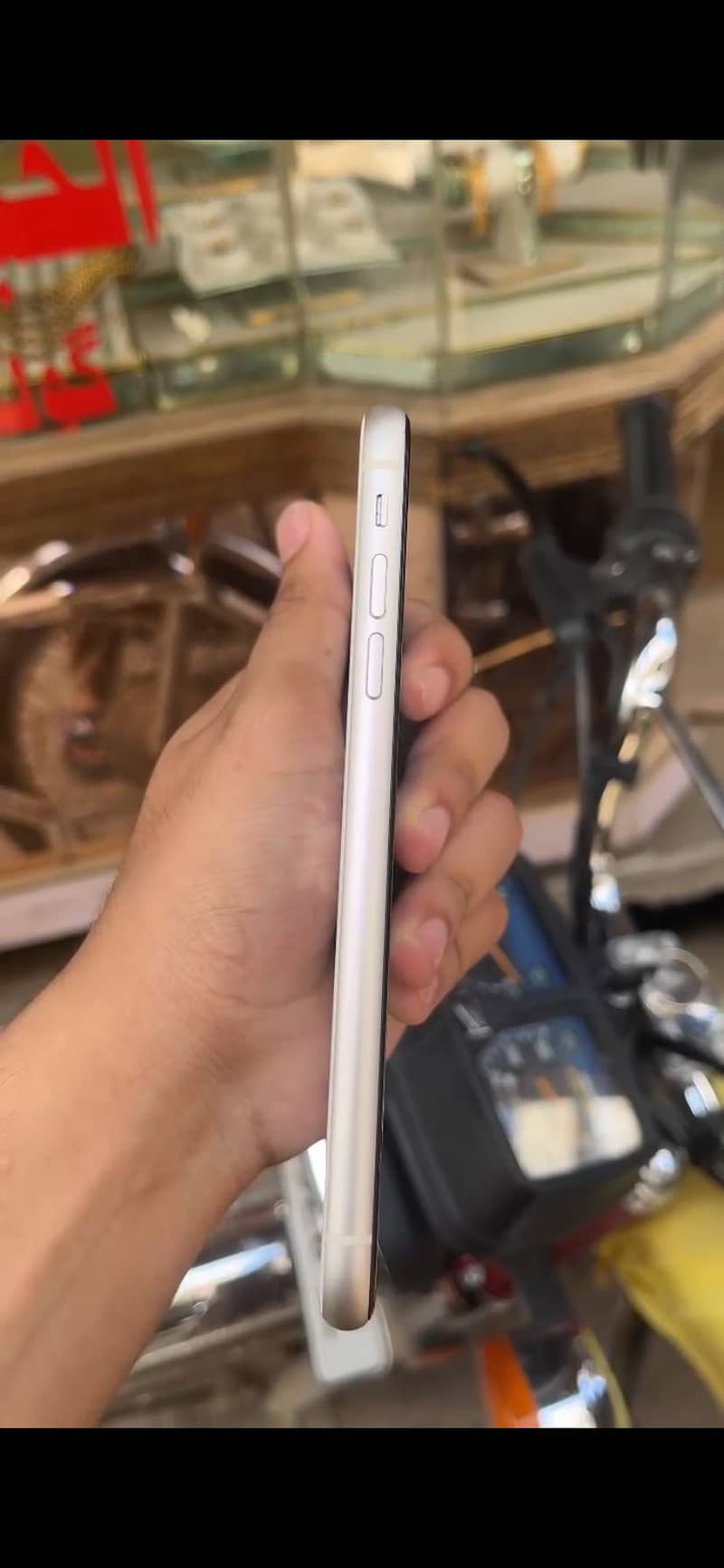 Apple iPhone 11 1
