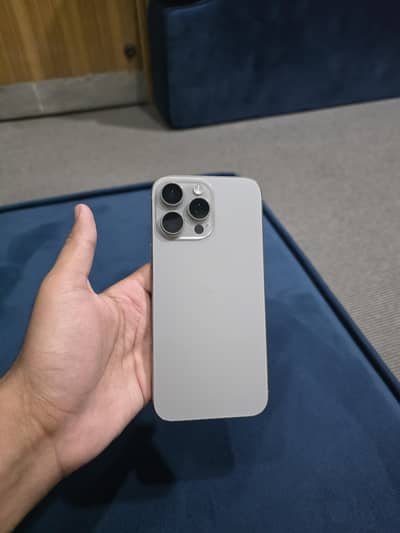 Apple iPhone 16 Pro Max