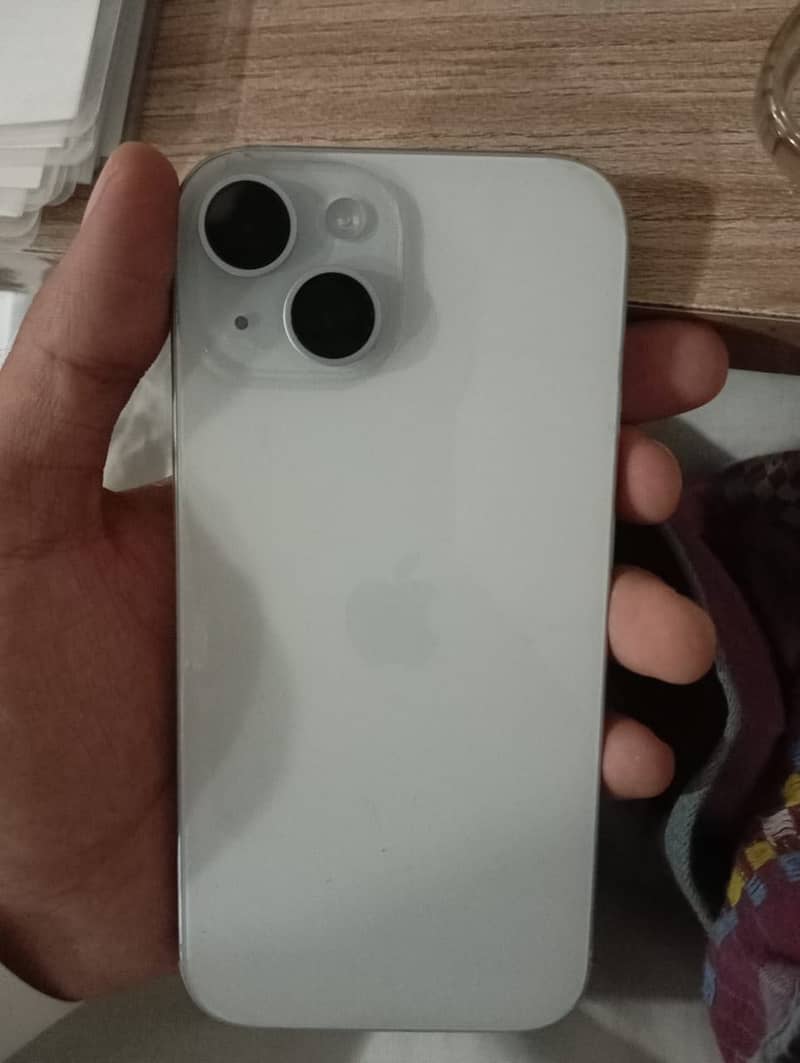 Apple iPhone 15 1