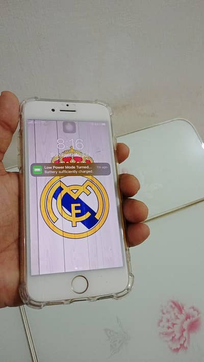 Apple iPhone 7
