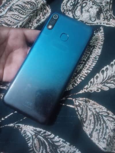 Infinix Hot 8 Lite