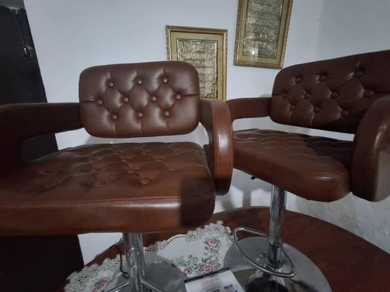 Adjustable chairs 1