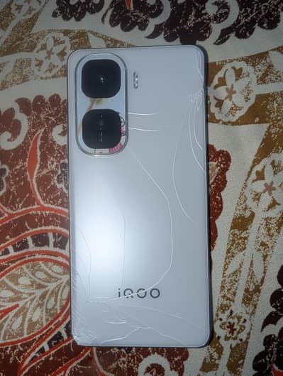 Vivo iQOO Neo 10 ( 03286150898 )