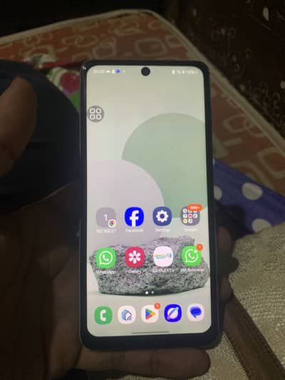 Samsung Mobile A72